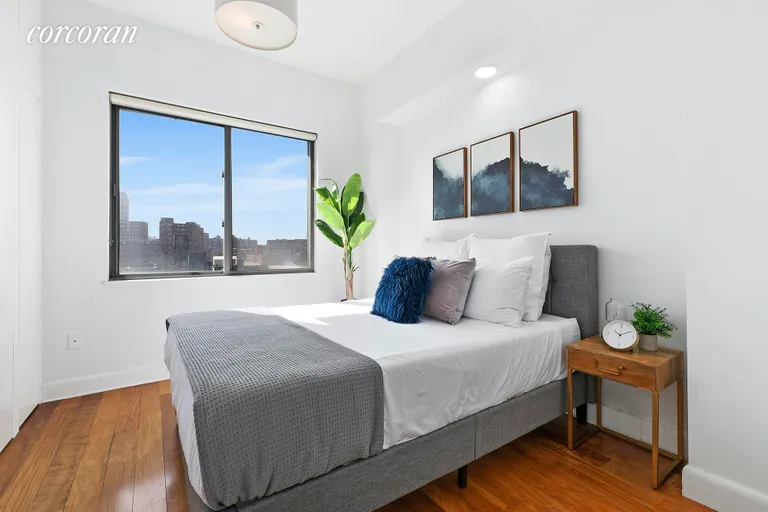 New York City Real Estate | View 383 Carlton Avenue, 6S | Bathroom | View 3