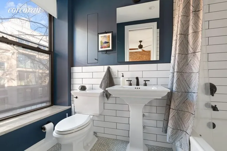 New York City Real Estate | View 284 Pacific Street, 3 | 2nd Bath En Suite | View 7