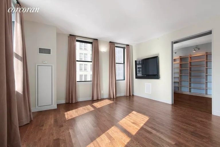 New York City Real Estate | View 225 Fifth Avenue, 10J | bedroom | View 2