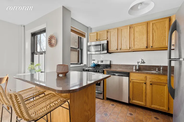 New York City Real Estate | View 345 Clinton Avenue, 5B | room 2 | View 3