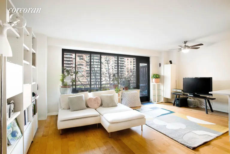 New York City Real Estate | View 382 Central Park West, 3N | room 2 | View 3