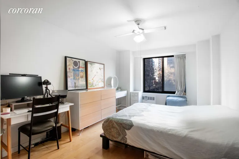 New York City Real Estate | View 382 Central Park West, 3N | room 4 | View 5