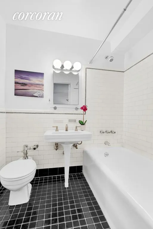 New York City Real Estate | View 304 West 75th Street, 4E | Bathroom | View 6