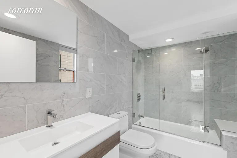 New York City Real Estate | View 40 East 61st Street, 15B | room 3 | View 4