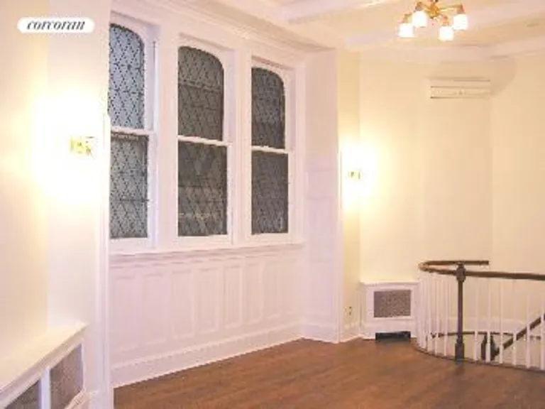 New York City Real Estate | View 129 East 61st Street, 1-2 | room 1 | View 2