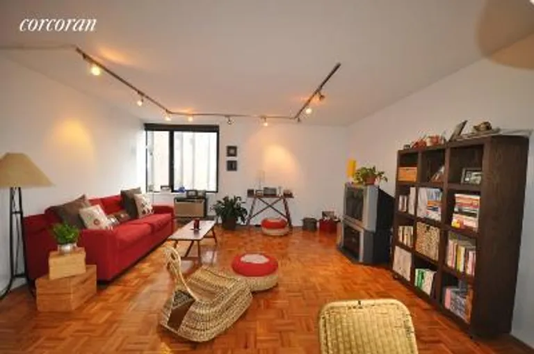 New York City Real Estate | View 1623 Third Avenue, 25C | 1 Bed, 1 Bath | View 1
