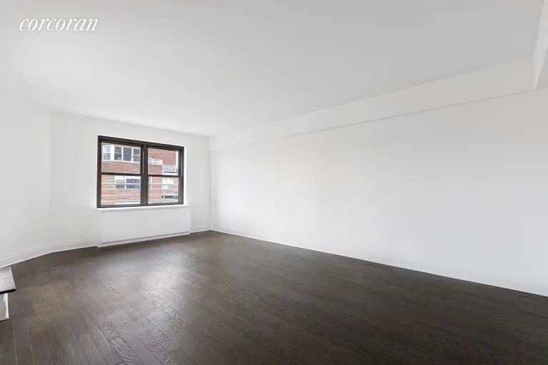 New York City Real Estate | View 196 East 75th Street, 20A | room 1 | View 2