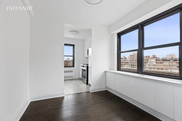 New York City Real Estate | View 196 East 75th Street, 20A | room 3 | View 4