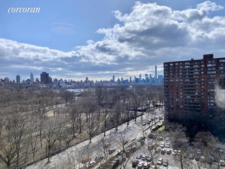 New York City Real Estate | View 400 Central Park West, 15X | room 4 | View 5