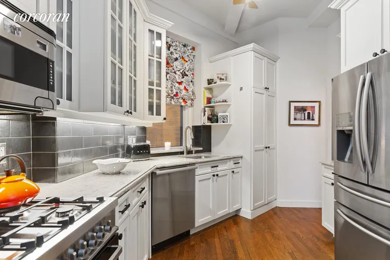 New York City Real Estate | View 302 West 86th Street, 4C | room 3 | View 4