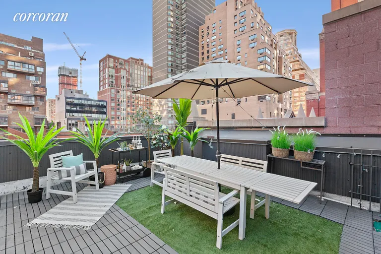 New York City Real Estate | View 227 East 87th Street, 4B | Roof Deck | View 7