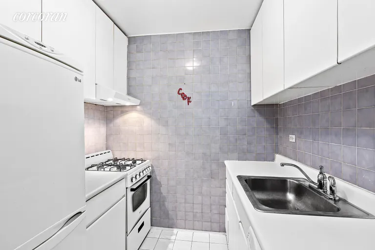 New York City Real Estate | View 235 East 40th Street, 16H | Kitchen | View 4