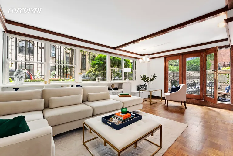 New York City Real Estate | View 15 West 72Nd Street, 1D | 2 Beds, 2 Baths | View 1