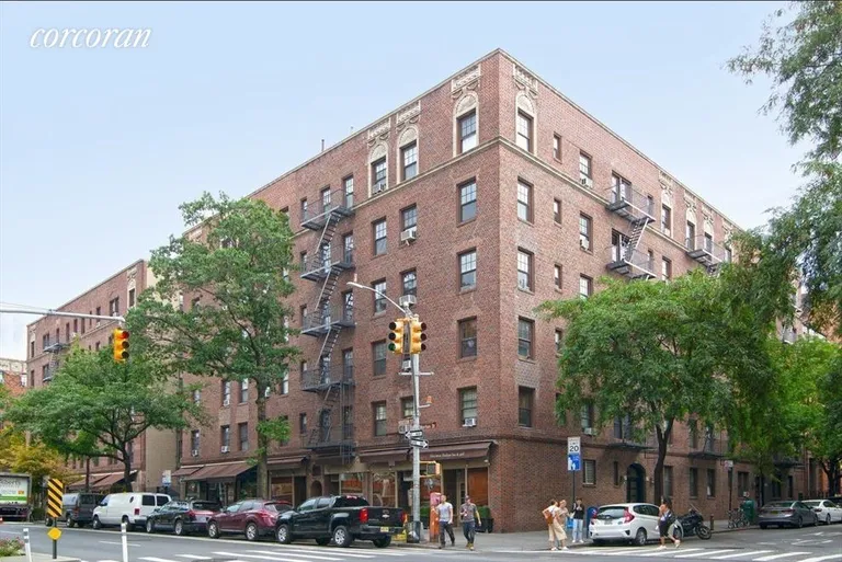 New York City Real Estate | View 87 Barrow Street, 2E | room 11 | View 12
