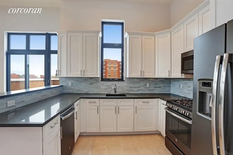 New York City Real Estate | View 30-25 21st Street, PH-A | room 2 | View 3