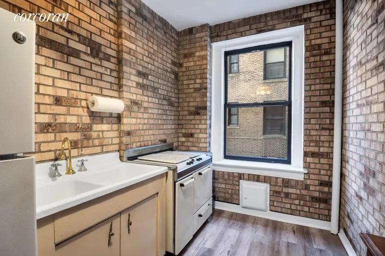 New York City Real Estate | View 860 West 181st Street, 3 | Kitchen | View 5