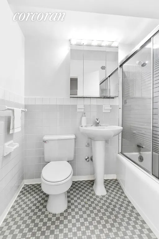 New York City Real Estate | View 411 East 53rd Street, 11G | Bathroom | View 4