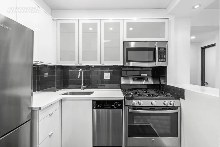 New York City Real Estate | View 301 East 66th Street, 8B | 1 Bed, 1 Bath | View 1