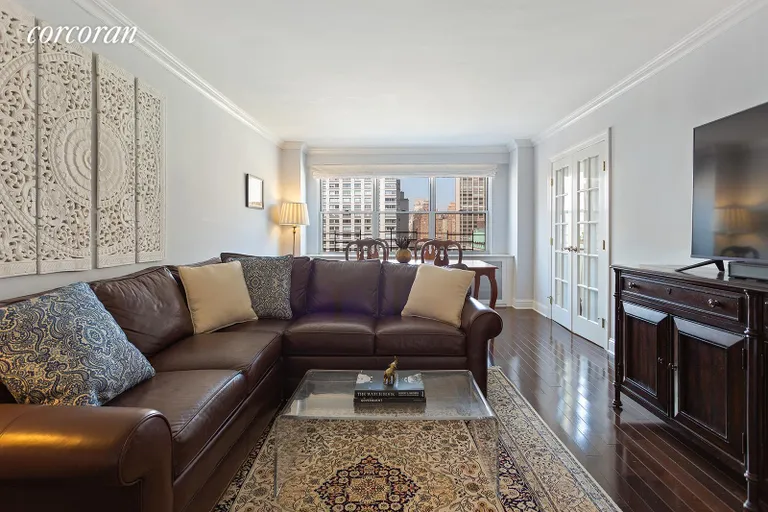 New York City Real Estate | View 300 East 71st Street, 14N | room 1 | View 2