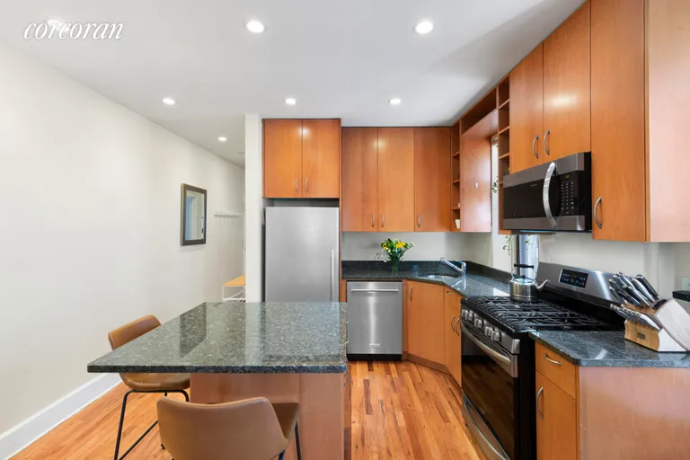 New York City Real Estate | View 365 Saint Johns Place, J | room 2 | View 3