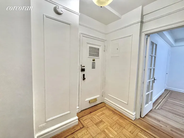 New York City Real Estate | View 139 West 82nd Street, 2D | room 5 | View 6