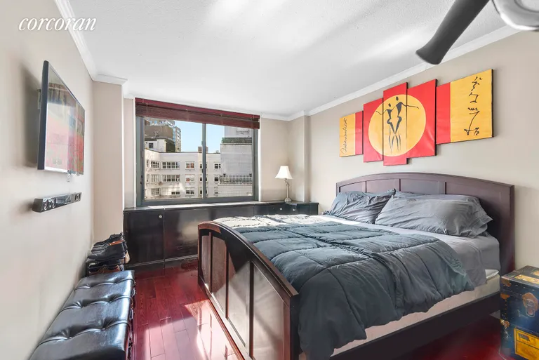 New York City Real Estate | View 2025 Broadway, 19K | room 4 | View 5