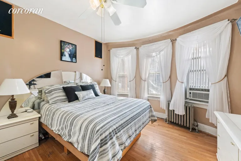 New York City Real Estate | View 13 Charlotte Street | Master Bedroom | View 4