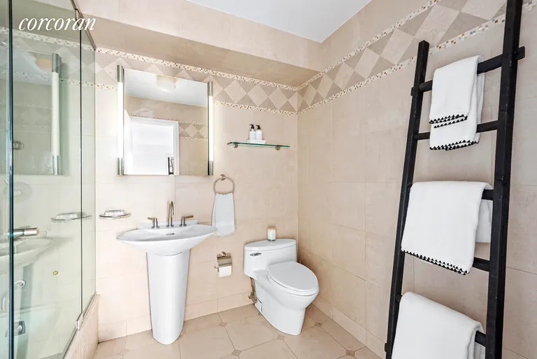 New York City Real Estate | View 345 East 69th Street, 6AH | Master Bathroom | View 8
