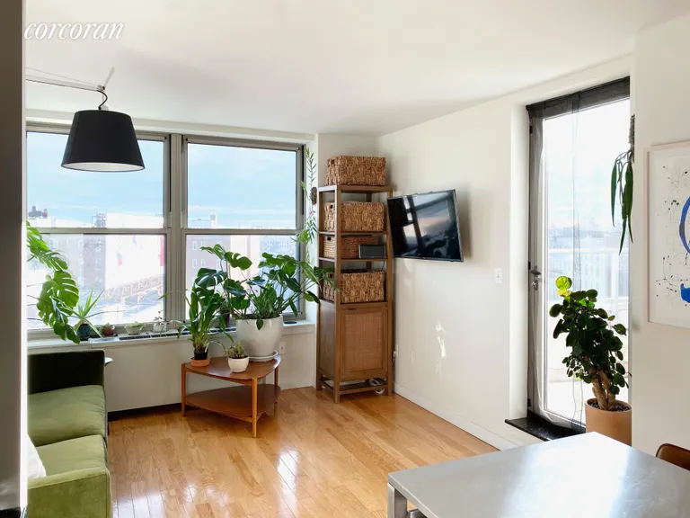 New York City Real Estate | View 510 Flatbush Avenue, 8-D | room 2 | View 3