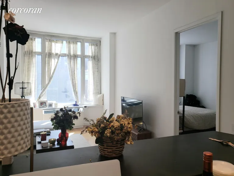 New York City Real Estate | View 325 Fifth Avenue, 17E | room 4 | View 5