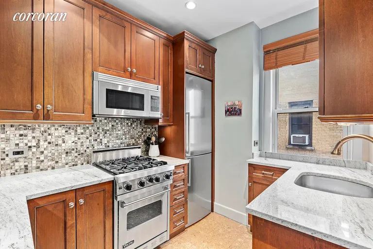 New York City Real Estate | View 588 West End Avenue, 15C | Kitchen | View 4