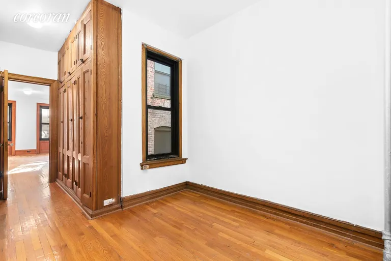 New York City Real Estate | View 161 East 81st Street, 2W | room 3 | View 4