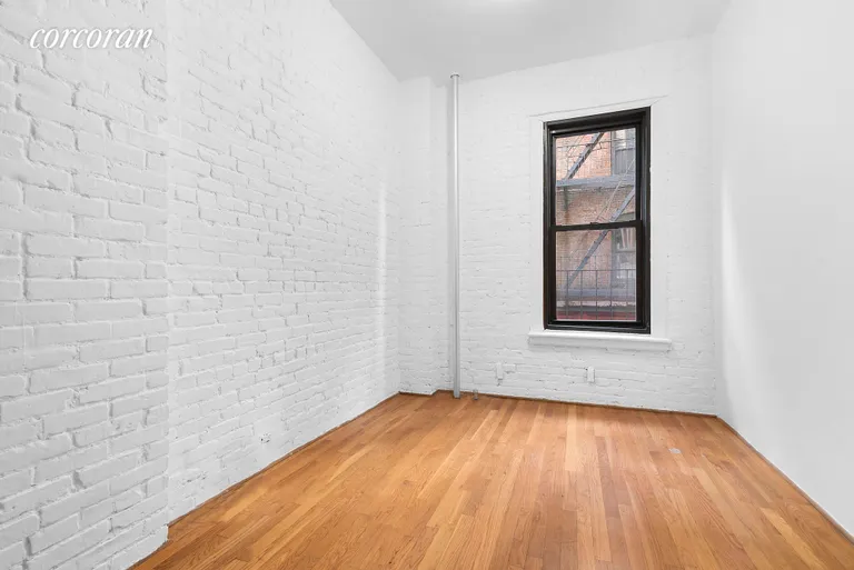 New York City Real Estate | View 161 East 81st Street, 2W | room 8 | View 9
