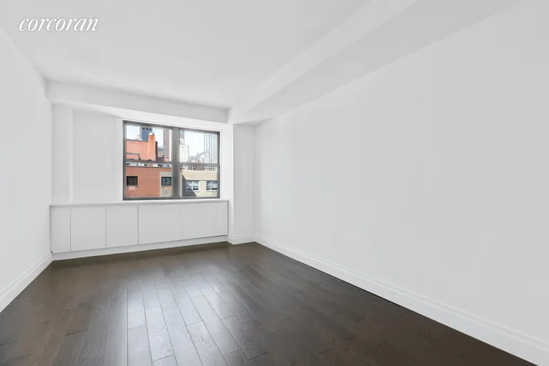 New York City Real Estate | View 201 East 28th Street, 18F | room 2 | View 3