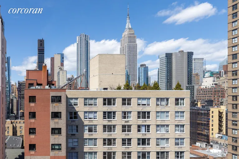 New York City Real Estate | View 201 East 28th Street, 18F | room 7 | View 8