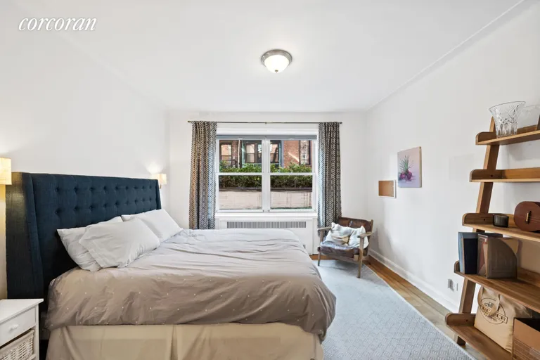 New York City Real Estate | View 25 Plaza Street West, 1M | room 3 | View 4