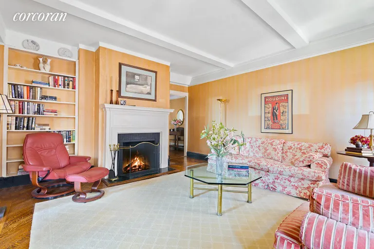New York City Real Estate | View 106 East 85th Street, 9N | Living Room | View 3