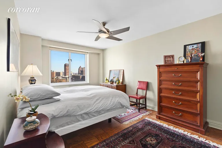 New York City Real Estate | View 392 Central Park West, 15D | room 6 | View 7
