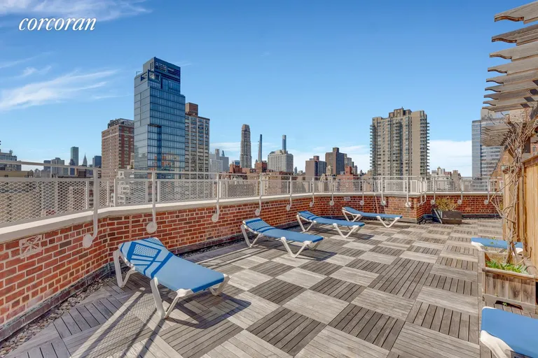 New York City Real Estate | View 401 East 74th Street, 12P | room 3 | View 4