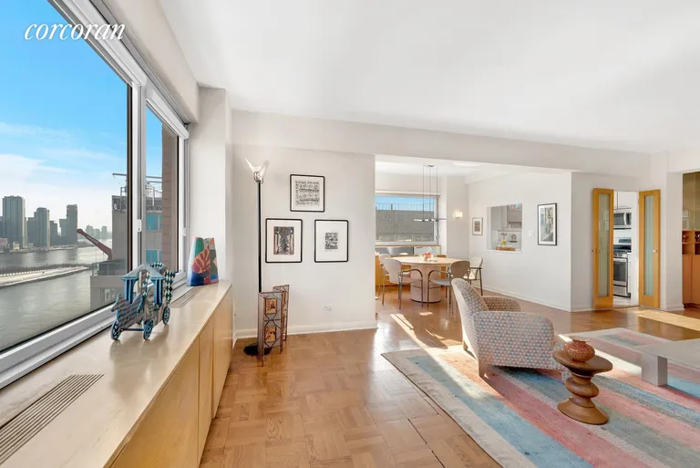 New York City Real Estate | View 25 Sutton Place South, 20N | room 5 | View 6