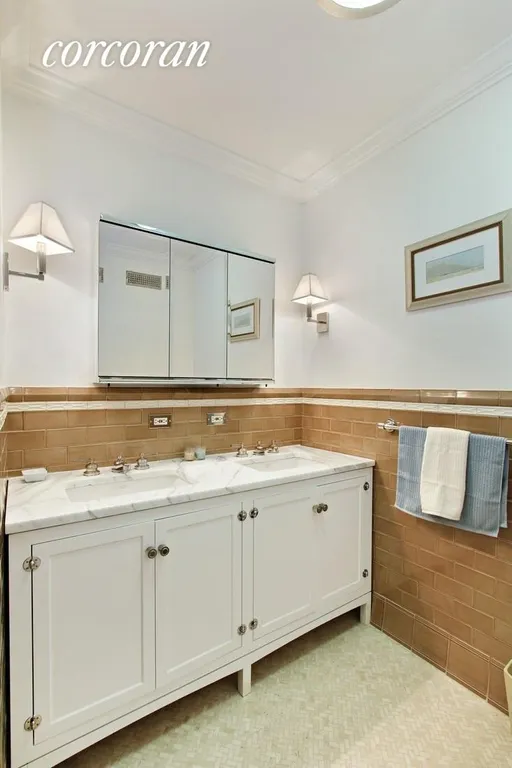 New York City Real Estate | View 27 West 72nd Street, 715 | Primary Bathroom | View 6