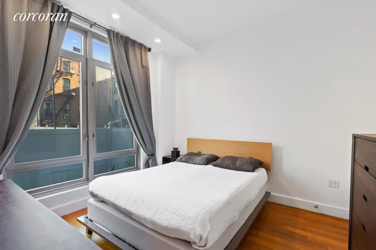 New York City Real Estate | View 315 Gates Avenue, 1F | room 2 | View 3