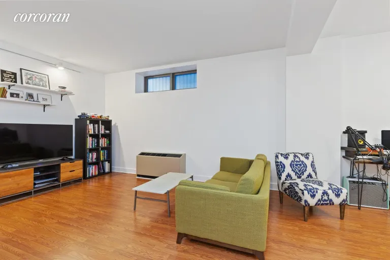 New York City Real Estate | View 315 Gates Avenue, 1F | room 4 | View 5