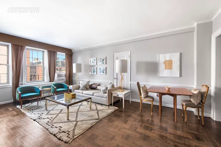 New York City Real Estate | View 41 Fifth Avenue, 8A | room 1 | View 2