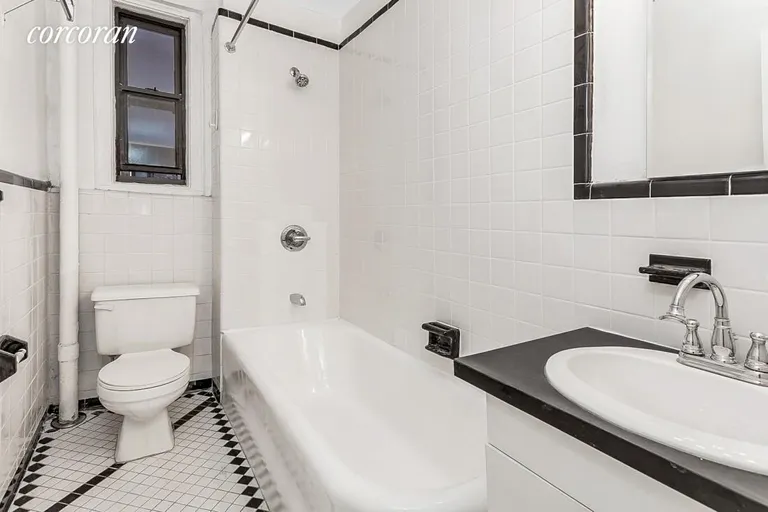 New York City Real Estate | View 17 West 64th Street, 3F | room 2 | View 3