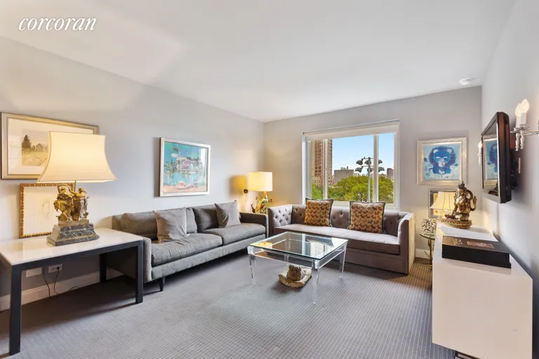 New York City Real Estate | View 520 East 90th Street, 6L | 2 Beds, 1 Bath | View 1