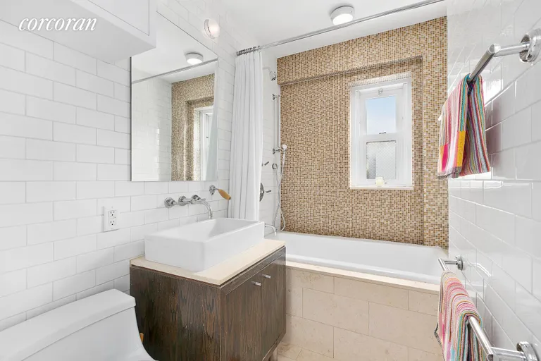 New York City Real Estate | View 201 West 21st Street, PH | 3rd (Guest) Bath | View 18