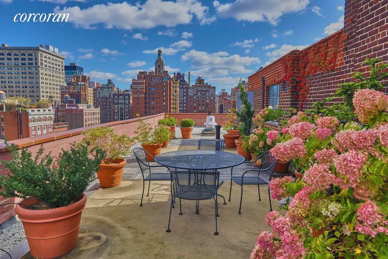 New York City Real Estate | View 45 West 10th Street, 6E | room 8 | View 9