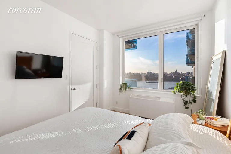 New York City Real Estate | View 22 North 6th Street, 19L | room 3 | View 4