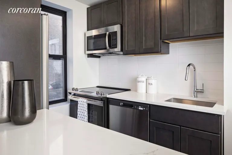 New York City Real Estate | View 2420 Morris Avenue, 1I | room 4 | View 5